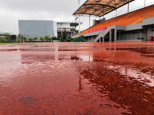 塑胶跑道进水破洞了怎么办呢(图4)